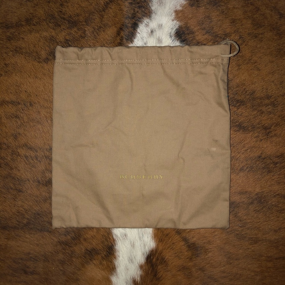 Burberry dust bag